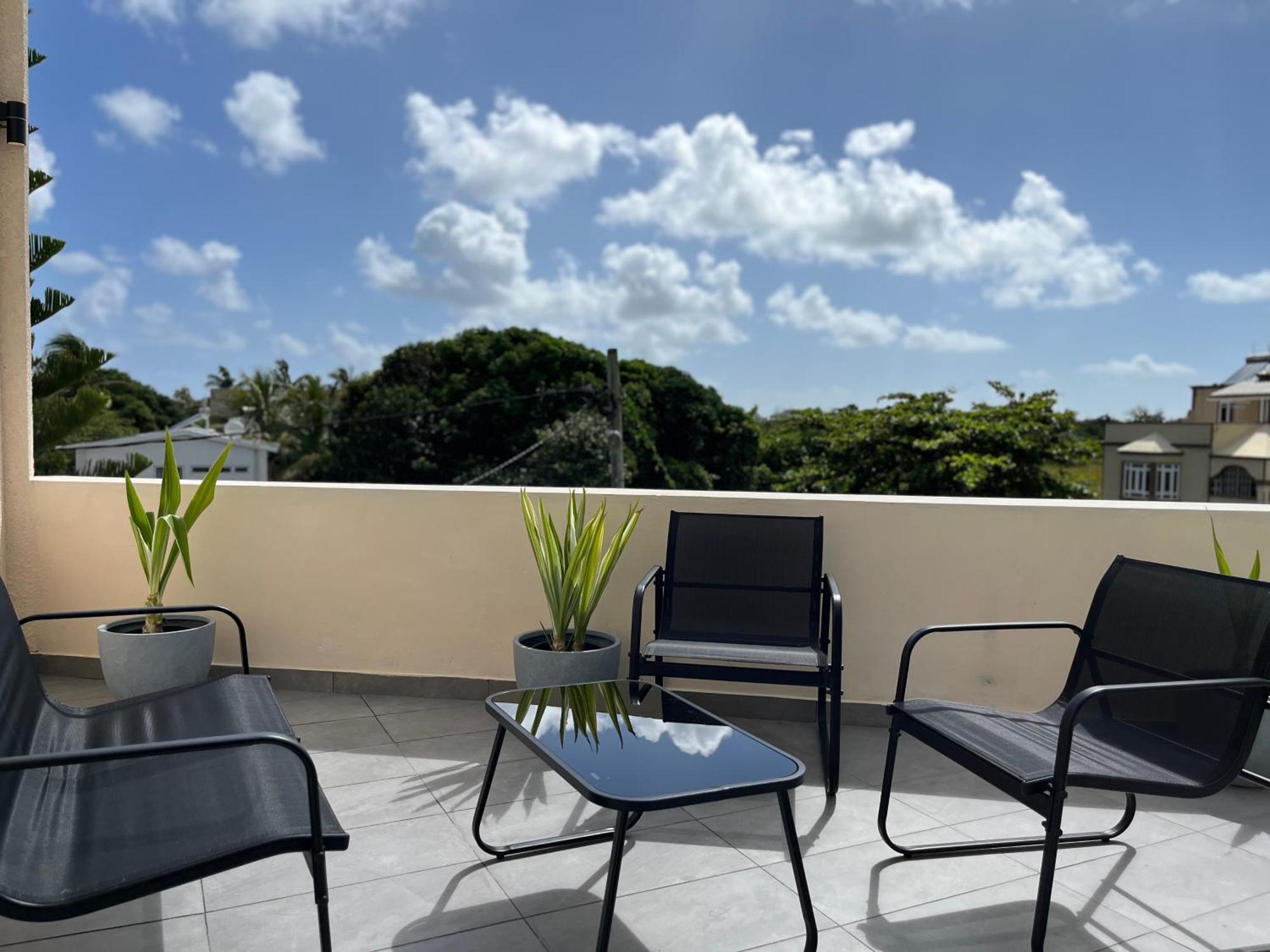 Cosy 2 Bedrooms Apts In Pereybere -Seasons Break Apartment Pereybere Beach Eksteriør bilde