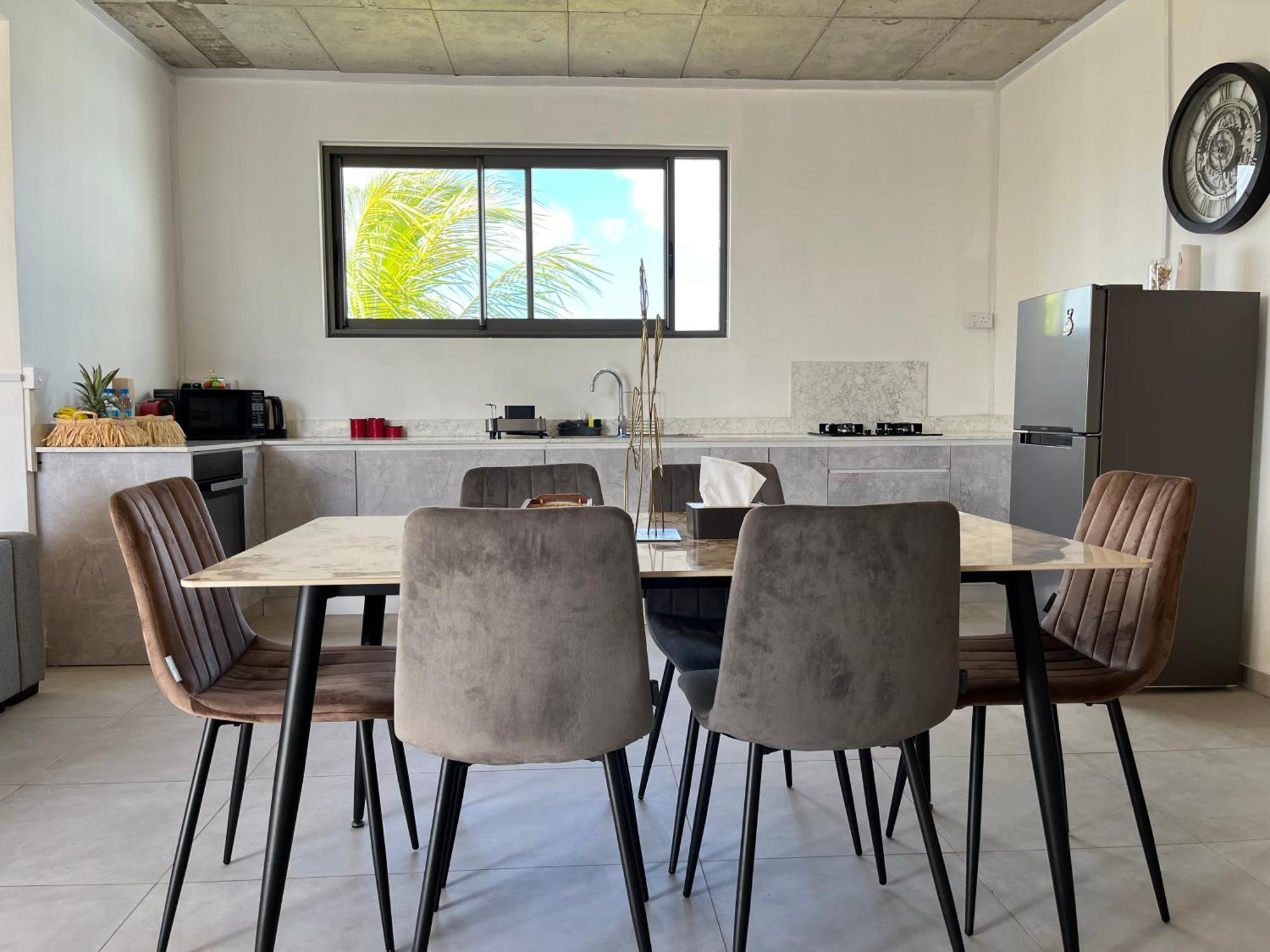 Cosy 2 Bedrooms Apts In Pereybere -Seasons Break Apartment Pereybere Beach Eksteriør bilde